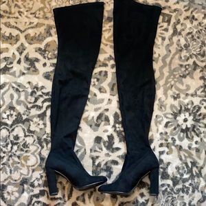 Black knee high Ezra boot